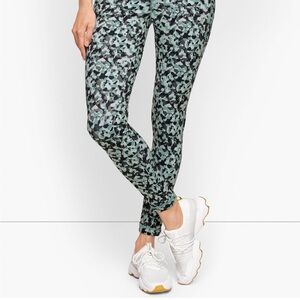 Talbots Performance Camo Interlock Leggings with Pockets